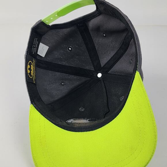 DC Comics Batman Youth OSFM Neon Yellow & Gray Baseball Cap Snapback Hat - Picture 6 of 9